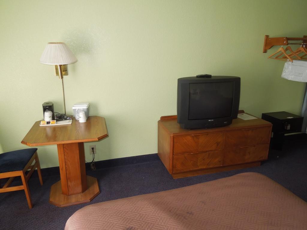 Travelodge - Cincinnati Sharonville Oda fotoğraf